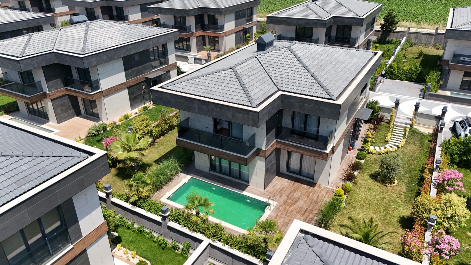 KILIÇ CEYLAN COUNTRY residential development